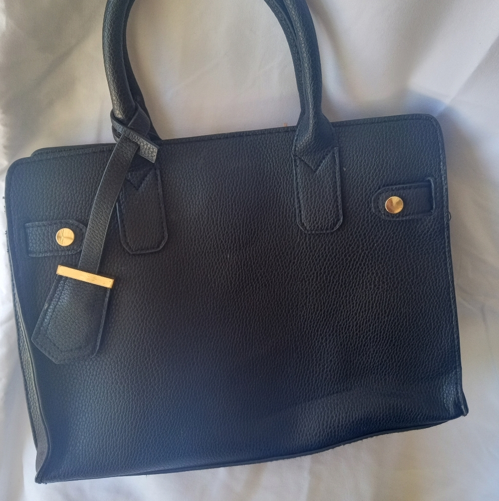 Black hand bag